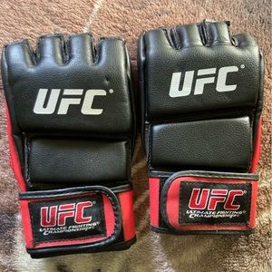 UFC MMA Training Gloves 2010 Ultimate Fighting championship